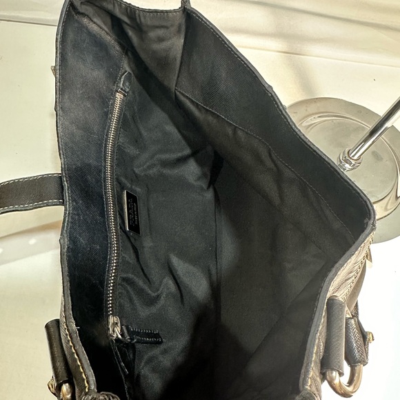 Sold‼️Prada Black Leather Tote Bag sold‼️ - Picture 4 of 9